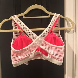Fabletics Intimates & Sleepwear - NWOT Mesh sports bra - never worn! Fabletics Intimates & Sleepwear - NWOT Mesh sports bra - never worn!